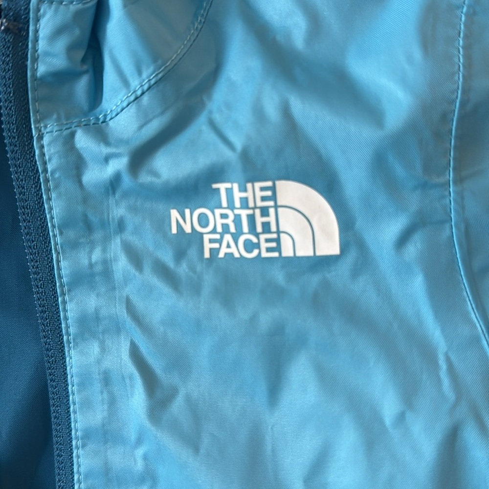 *NWOT* Toddler North Face Rain Jacket - Picture 2 of 7